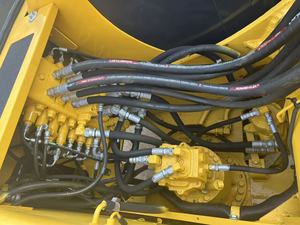 ราคาใหม่สำหรับรถขุดไฮดรอลิก Komatsu PC120 มือสอง สภาพดี เหมาะสำหรับงานก่อสร้าง/งานเกษตร - Product Image 5