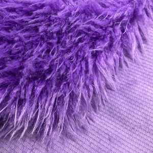 Artificial <span class=keywords><strong>Fur</strong></span> Mongolian Fake <span class=keywords><strong>Fur</strong></span> Azul Roxo Pilha Longa Trendy 100% Poliéster Curly Sheep Faux <span class=keywords><strong>Fur</strong></span> Tecido para Vestuário - Product Image 3