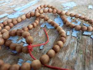 Colliers en bois faits à la main à partir de perles de bois naturelles, conçus pour un usage quotidien, style traditionnel, accessoires de mode - Product Image 4