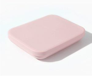 Vente en gros ODM et OEM d'assiettes à <span class=keywords><strong>repas</strong></span> pour bébés de qualité alimentaire de forme carrée avec <span class=keywords><strong>ventouse</strong></span> sectionnée anti-chute pour nourrissons - Product Image 2