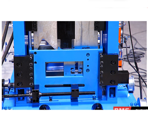 <span class=keywords><strong>C</strong></span> <span class=keywords><strong>Purlin</strong></span> Roll Price <span class=keywords><strong>C</strong></span> <span class=keywords><strong>Purlin</strong></span> Roll Cambio automático Tipo <span class=keywords><strong>C</strong></span> <span class=keywords><strong>Purlin</strong></span> Forming <span class=keywords><strong>Machine</strong></span> precio barato - Product Image 5