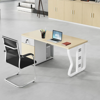 Nouvelle combinaison simple et moderne de bureau et de chaise pour quatre personnes avec écran de séparation et style bois massif