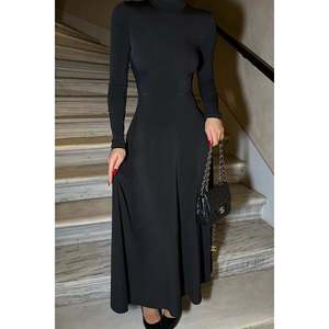 ชุดราตรีผ้าซาตินสีดำ คอสูง ทรงเอ็มไพร์ ปักลาย ทรงเอไลน์ กระโปรงบานทรงบอลกาวน์ สไตล์งานปาร์ตี้ มีไซส์ XS ถึง XL - Product Image 4