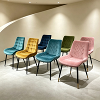 Chaise de salle à manger ergonomique en velours, chaise d'appoint avec pieds en métal robustes, chaise de salle à manger confortable pour la maison, l'hôtel, le café