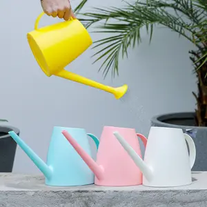 High Quality Long Mouth Watering Pot Plastic Garden Watering Can Irrigation Kettle 1.8LPlant Watering Can