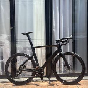 Vélo de route en carbone KOZO Aero 2x12 vitesses 105 R7170 T800, frein à disque hydraulique, certification CE, vélo super léger - Product Image 1