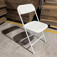 Conception portative en métal de chaise pliante extérieure blanche résistante pour des événements dinants