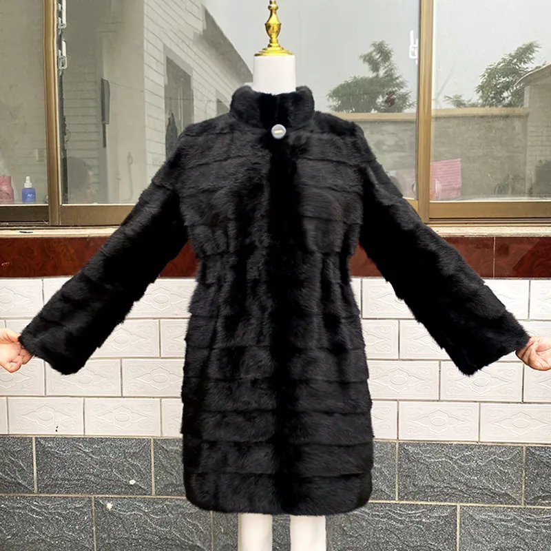 Fashionable Warm Luxurious Natural Fur Coat Stand Collar Long Sleeves Mink Fur Coat For Ladies