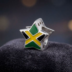 Venta al por mayor de dijes de corazón y estrella de Jamaica de plata de ley 925, chapados en oro y rodio, con esmalte moderno - Product Image 3
