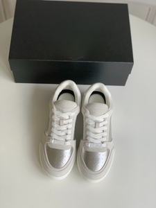 Zapatillas Clásicas Retro Casuales para Skateboarding, Diseño Bajo y Elegante con Cierre de Cordones, Color Negro y Blanco para Caminar en Otoño - Product Image 6