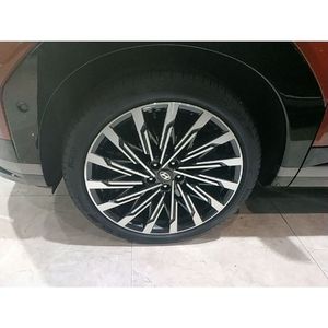 Hyundai Santa Fe 2024 Usado en Stock, Motor de Gasolina, Automático, SUV de 6 Plazas, Volante a la Izquierda, para Propietarios de SUV de Larga Duración - Product Image 4