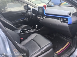 Toyota <span class=keywords><strong>C</strong></span>-<span class=keywords><strong>HR</strong></span> Modello 2021 Versione Lusso 2.0L - Product Image 2