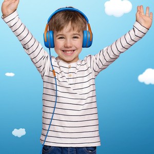 AWATRUE AT2 Wired Kids Headphones with 3.5mm Jack, Over-Ear Children Headset with <b>Microphone</b> for School, Learning & <b>Gaming</b> - Product Image 3
