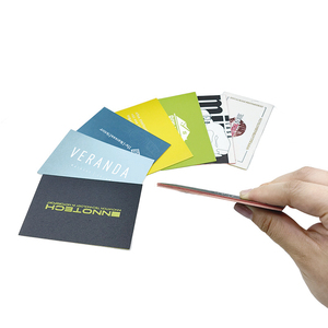Tarjetas de Visita Impresas Personalizadas en Cartón Dúplex, con Estampado en Relieve, Impresión UV, Impresión Offset, Código QR, Tarjeta de Felicitación Plegable - Product Image 1