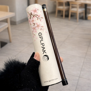 Envases Personalizados para Sushi, Cilindros para Rollos de Sushi con Botellas Integradas para Salsa de Soya - Product Image 1