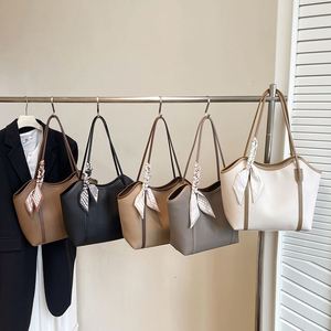 Daily Outdoor Travel Shopping Tote <b>Bags</b> Women's Leather Handbag - Product Image 5