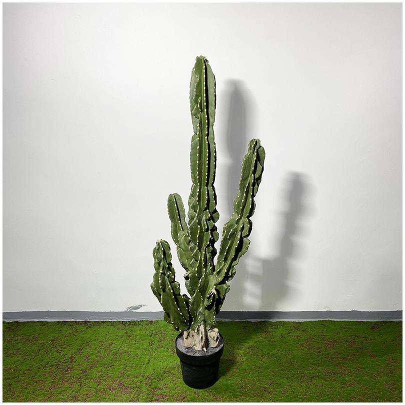 The three-handed Tianlun pillar - 1.3m