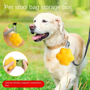 Distributeur de sacs à déjections pour animaux de compagnie en silicone en forme de patte, mignon et personnalisé, pour la promenade en extérieur - Product Image 2
