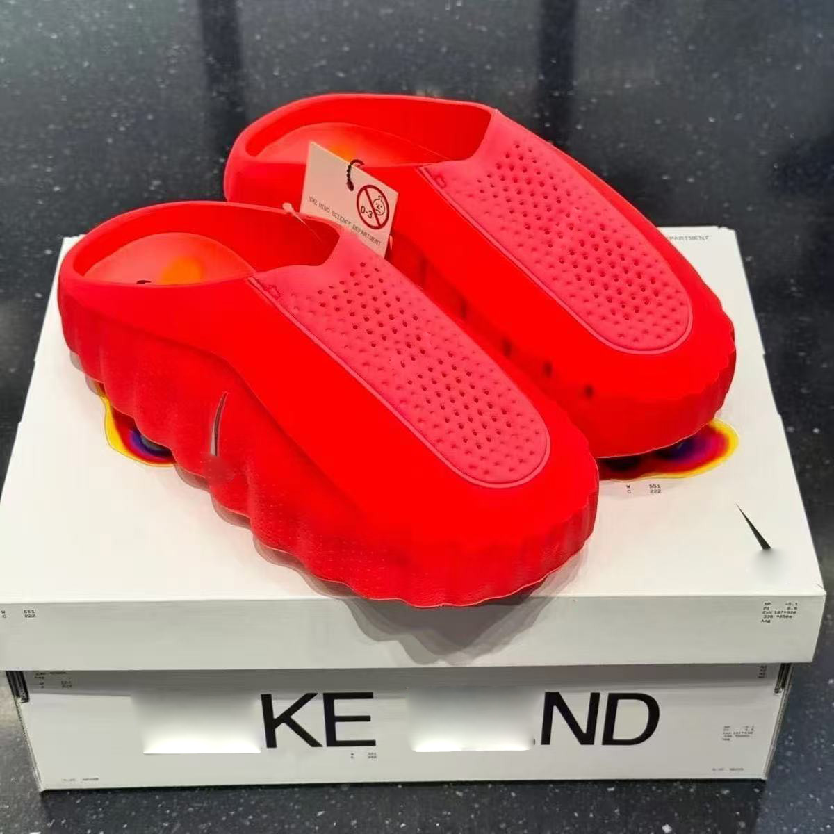 yeezy slides red