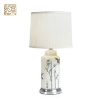 Chinois en gros luxe antique salon chevet moderne maison décorative en porcelaine en céramique lampe de table pour la décoration