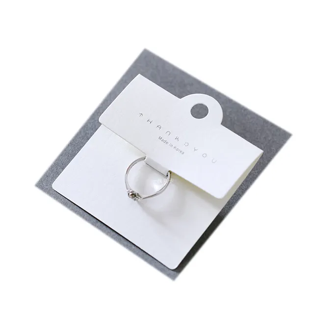 अनुकूलित फैशन मुड़ा कार्ड फांसी छेद के साथ अंगूठी के लिए प्रदर्शन टैग