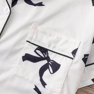 Pigiama da <span class=keywords><strong>donna</strong></span> <span class=keywords><strong>con</strong></span> elastico in vita in 2 pezzi, abbigliamento da notte <span class=keywords><strong>con</strong></span> <span class=keywords><strong>bottoni</strong></span> e pantaloni larghi <span class=keywords><strong>con</strong></span> Logo anteriore, abbigliamento estivo <span class=keywords><strong>con</strong></span> tasche - Product Image 3