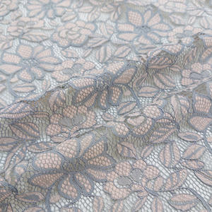 YY 高品質 花柄 バラ模様 コットン・ナイロン混紡 レッド アイラッシュコード アフリカンレース生地 女性用・パーティードレス用 - Product Image 2