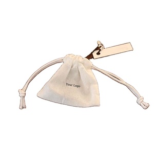 Pochette anti-poussière en coton mousseline biologique personnalisée avec cordon de serrage pour bijoux, artisanat, bougies et cadres photo - Product Image 1