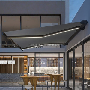 Tenda da Sole Motorizzata Retrattile di Lusso per Esterni con Telecomando, Impermeabile, con Luci LED e Bracci - Product Image 1