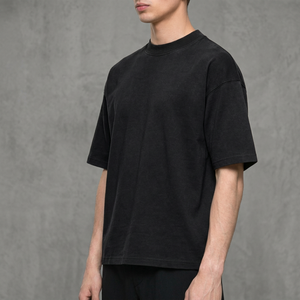 เสื้อยืดคอกลมสีดำขนาดใหญ่พิเศษ 220 กรัม และชุดกางเกงขาสั้น ชุดลำลองถักนิตติ้งสำหรับฤดูร้อน สไตล์สตรีทแวร์ แห้งเร็ว สำหรับทุกเพศ - Product Image 2