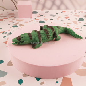 Venta al por mayor descompresión Squeeze Wildworld Animal Stretch Toys figura suave <span class=keywords><strong>cocodrilo</strong></span> lleno de arena para niños - Product Image 2