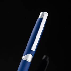 Elegante Bolígrafo Metálico Azul Rey con Logotipo Personalizado, Ancho de Escritura de 1.0 mm, para Uso Promocional en Oficina y Escuela - Product Image 4