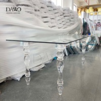 Mesa Ovalada de Alta Gama para Recepción de Bodas con Soporte de Cuentas Doradas y Superficie de Vidrio Negro para Decoración de Bodas