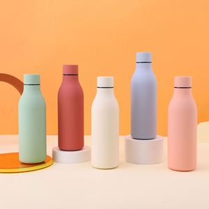 Bouteille isotherme en acier inoxydable à col étroit de 550 ml, personnalisable en gros, isolation thermique 12-24 heures - Product Image 1