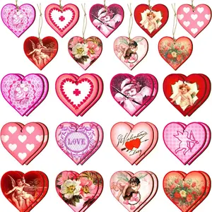 Pingente decorativo de madeira vermelho em forma de coração, adereços de decoração de casamento para o Dia dos Namorados, venda quente de fábrica