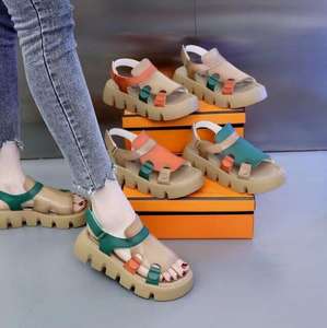 <span class=keywords><strong>Sandalias</strong></span> planas <span class=keywords><strong>romanas</strong></span> novedad de verano <span class=keywords><strong>sandalias</strong></span> de fondo grueso moda ocio deportes Muffin <span class=keywords><strong>plataforma</strong></span> <span class=keywords><strong>sandalias</strong></span> de mujer - Product Image 1