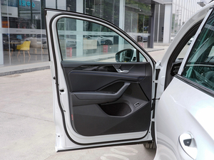 Volks-wagen VW <span class=keywords><strong>Tiguan</strong></span> 2024 <span class=keywords><strong>R</strong></span> <span class=keywords><strong>line</strong></span> 380TSI 4WD 1,5 T 2,0 T VW <span class=keywords><strong>Tiguan</strong></span> L pro edición insignia 5 asientos Vehículo de gasolina SUV Coche - Product Image 4