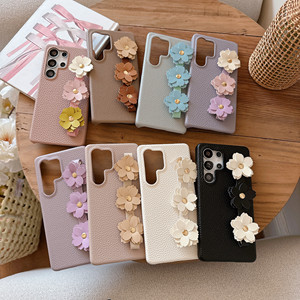 Litchi cuero suave al tacto estuche rígido para Samsung Galaxy S25 Edge <span class=keywords><strong>S22</strong></span> S23 S24 <span class=keywords><strong>Ultra</strong></span> S24FE 3D flores correa de muñeca pulsera cubierta - Product Image 1
