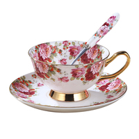 Ensemble de tasses et soucoupes à thé en porcelaine fine écologique personnalisée de luxe avec bordure dorée