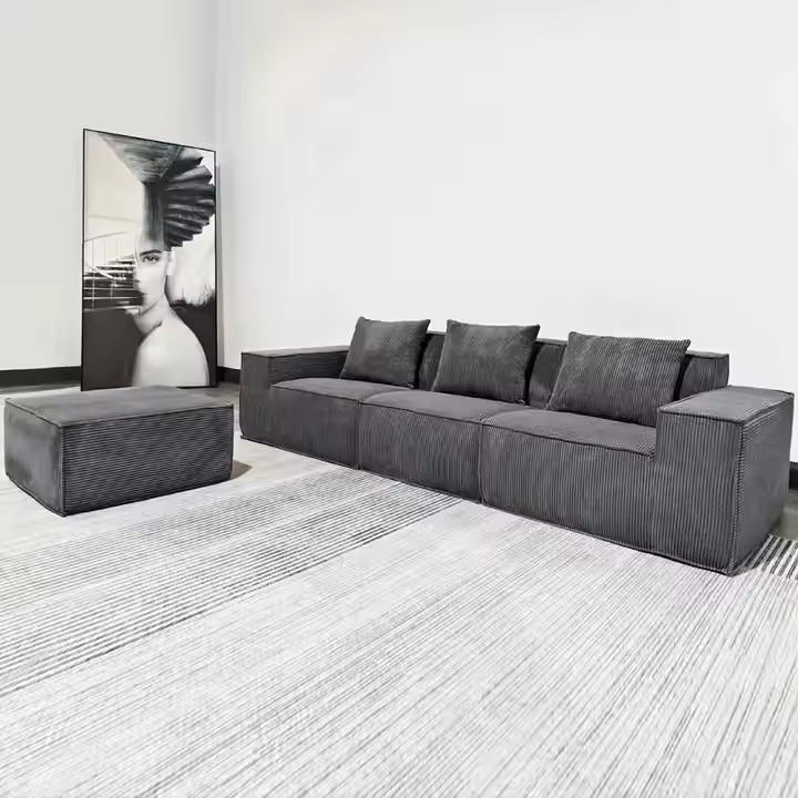 สีเทาเข้ม