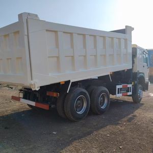 Camión de Carga Pesada HOWO64 6X4 de 10 Ruedas, 371HP, Camiones Usados de Segunda Mano en Stock para la Venta - Product Image 5