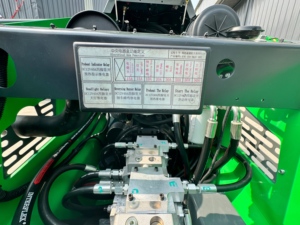 Micro-chargeur sur chenilles Cougars CG1050 500 kg avec moteur diesel Kubota, style <span class=keywords><strong>Dingo</strong></span>, certifié CE - Product Image 2