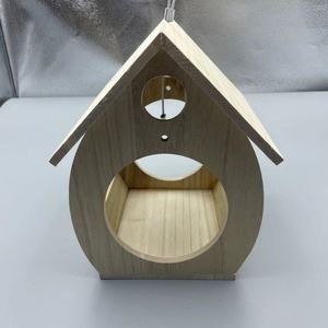 Mangeoire à oiseaux en bois 17x16x22 cm, en bois de paulownia durable, décoration de jardin suspendue pour l'extérieur - Product Image 3