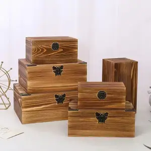 Caja decorativa de madera maciza