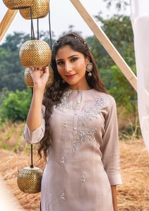 Vêtements de Festival dernière tendance en Viscose Pure main pantalon Kurti avec dupata achats en ligne depuis l'inde - Product Image 4