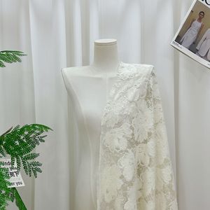 Proveedor de Telas: Tela de Encaje Floral Doble con Contorno, Malla con Patrón Floral <span class=keywords><strong>para</strong></span> Vestido de Noche, Fiesta o Novia - Product Image 2