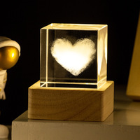 Nouvelle Veilleuse Laser Artisanale en Forme de Lune, Bloc de Cristal, Presse-papier avec Base Lumineuse en Bois, Souvenir