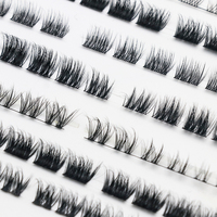 Kit de Cils en Grappes Effilés Auto-Adhésifs DIY Personnalisable OEM Cils Pressés Sans Colle Requise Fabriqués en PBT Sans Cruauté Animale 7-10 Jours