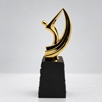 Trophée personnalisé en cristal étoile dorée, design étoile filante créatif, base noire, reconnaissance d'entreprise, reconnaissance des réalisations d'équipe