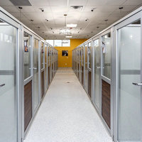 Chenil pour chien en aluminium de qualité supérieure avec verre trempé, résistant à la rouille, durable pour l'intérieur et l'extérieur, toutes saisons